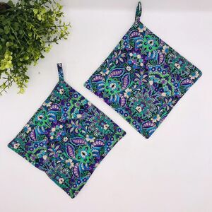 2 Square Potholders, Violet Purple Paisley Pring, 2 Piece Set, 7x7 Inches
